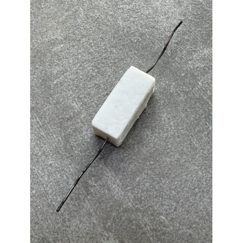 Резистор 0.68R 5W
