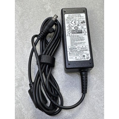 Блок живлення імпульсний Samsung 19V 2.1A 40W (5.5mm x 3.0mm with pin inside)