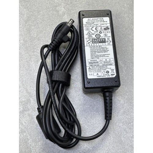 Блок живлення імпульсний Samsung 19V 2.1A 40W (5.5mm x 3.0mm with pin inside)