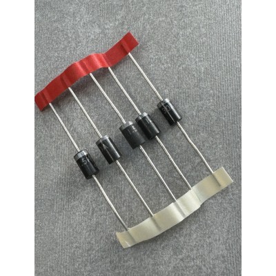 Діод захисний 1.5KE30A