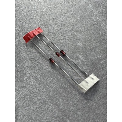 Стабілітрон 1N4754A 39V
