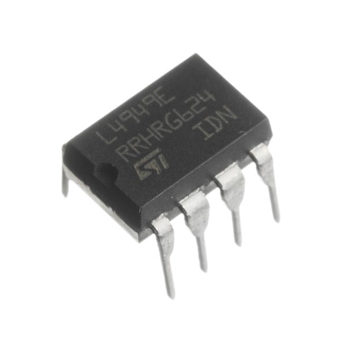Мікросхема L4949E
