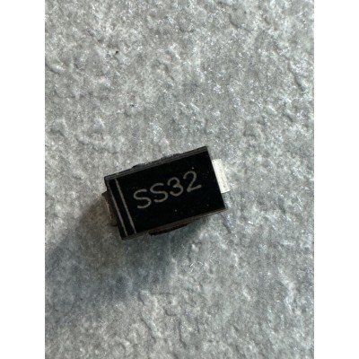 Діод Шотткі SS32