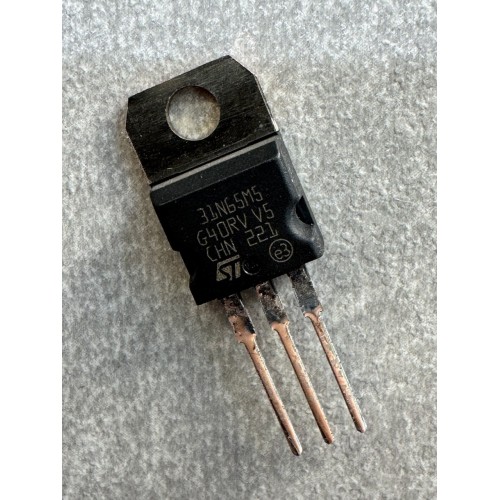 Транзистор STP31N65M5