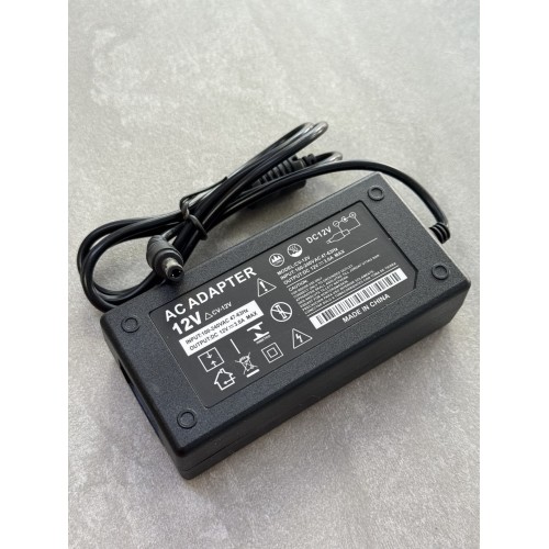Блок живлення імпульсний 12V 3A (5.5мм x 2.5мm)