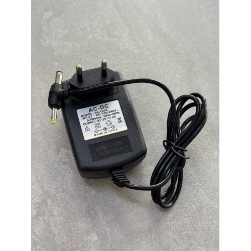 Блок живлення імпульсний 12V 2A(5.5мм x 2.5мm)