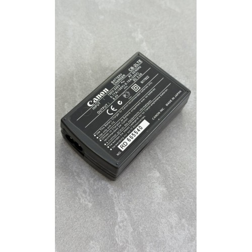Зарядний пристрій CANON CB-2LTE/8.4V 0.5A/