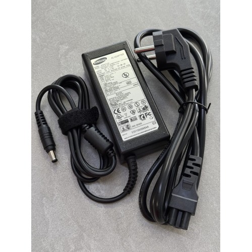 Блок живлення імпульсний Samsung 19V 3.16A (60W)(5.5mm x 3.0mm with pin inside)