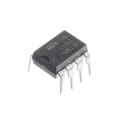 Мікросхема L6561