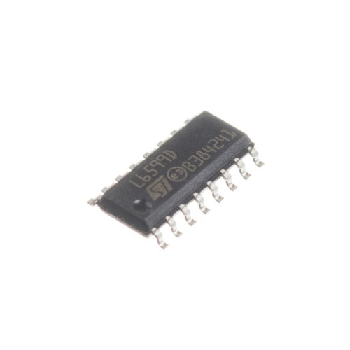 Мікросхема L6599D