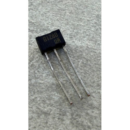 Транзистор 2SB1240