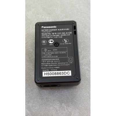 Зарядний пристрій PANASONIC DE-A12B/4.2V 0.8A/